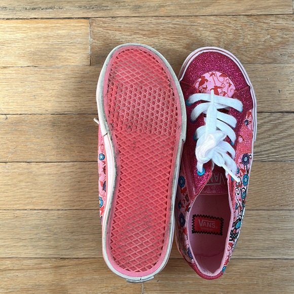 Sparkly Girls lace up Vans - Picture 5 of 7